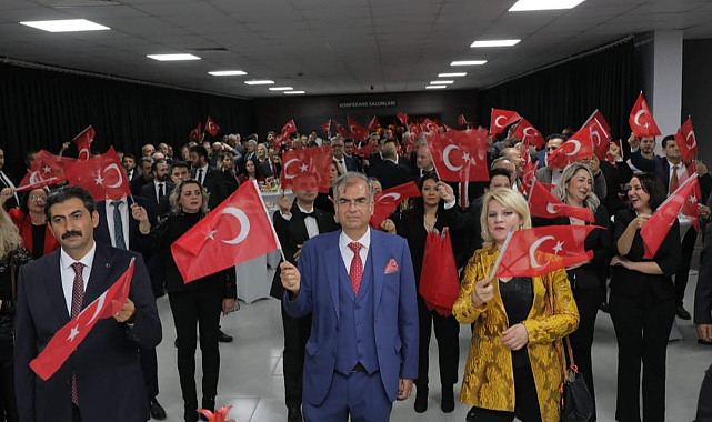 EDİRNE'NİN KURTULUŞUNUN 101. YIL DÖNÜMÜ RESEPSİYON, DA PASTA KESİLEREK KUTLANDI...