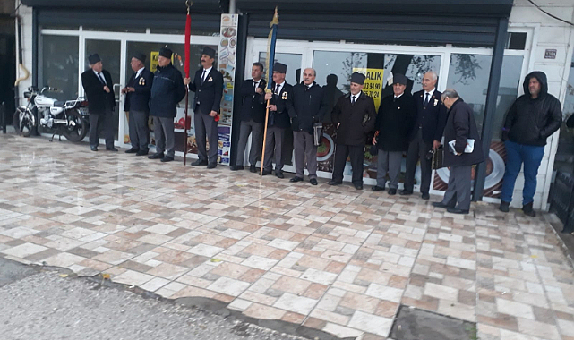 Kurtuluş bayramı yağmur engeli