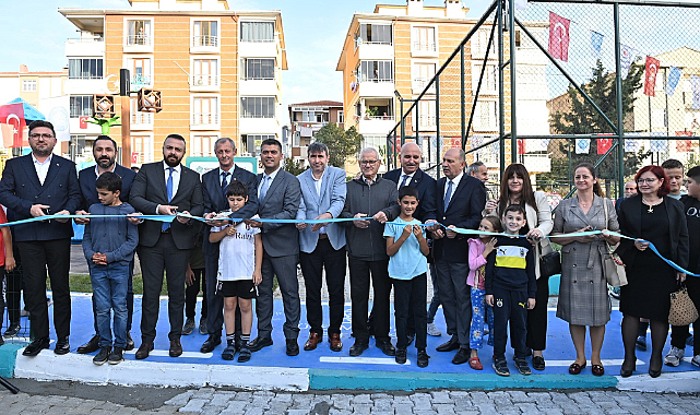 Sil baştan yenilenen Mehmetçik Parkı törenle açıldı
