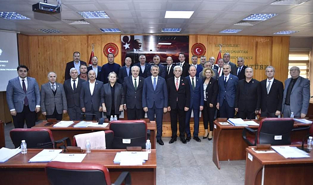 Vali Sezer,"Fizan'da bile olsa su getirmemiz gerekiyor"