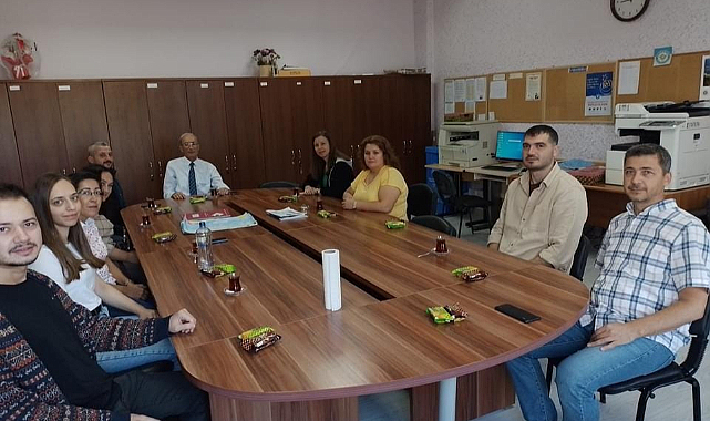 Vize Adalet Erez İlkokulu 1336 bildiri arasından ilk 100'e girdi