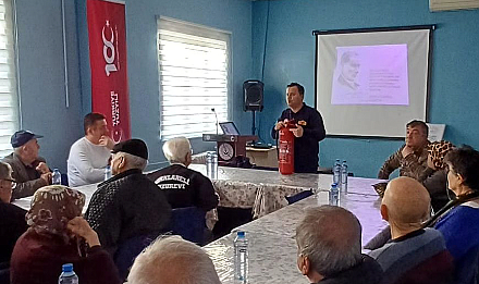 Kırklareli İtfaiyesi Huzurevi'nde Yangın Eğitimi Verdi