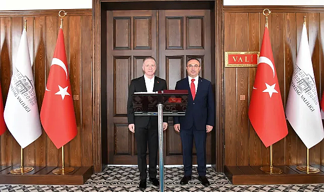 İstanbul Valisi Gül Vali Soytürk'ü Ziyaret Etti