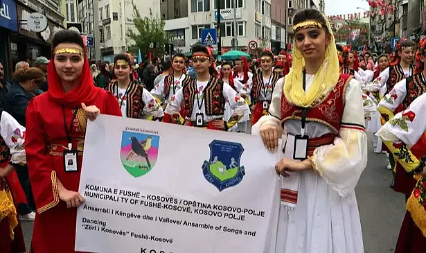 Tekirdağ'da 23 Nisan kutlamaları, Balkan ülkelerinden gelen çocukların katılımıyla başladı