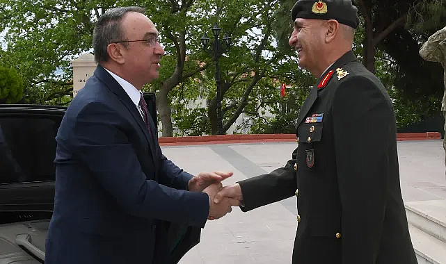 Vali Soytürk 2’nci Kolordu Komutanı Yaldız’ı Ziyaret Etti