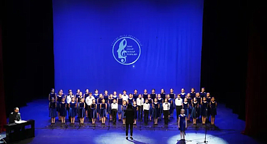 156 Koronun Arasında Lüleburgaz'ın Gururları İzmir'de Sahne Alıyor!