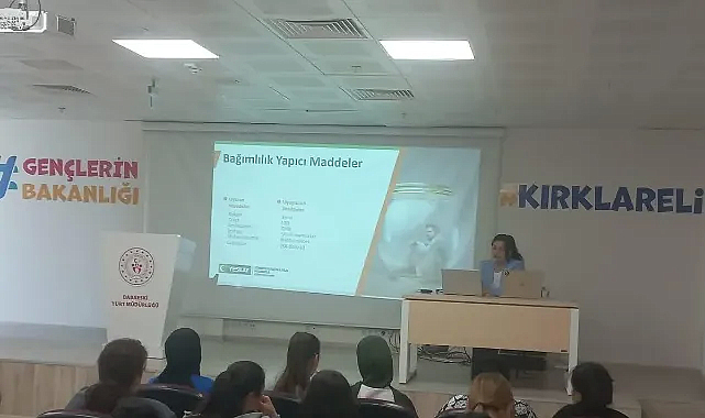 Babaeski Kız Yurdu'nda Bağımlılıkla Mücadele Eğitimi