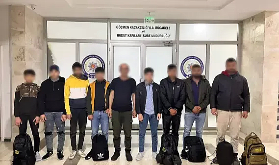 Edirne'de 8 kaçak göçmen yakalandı, 1 organizatör tutuklandı