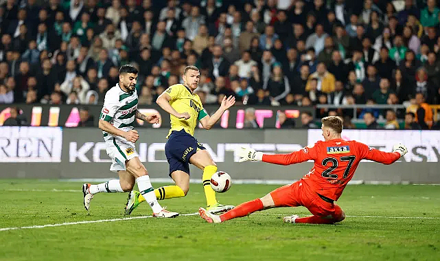 Fenerbahçe Şampiyonluk Şansını Zora Soktu