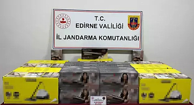 Kargo kolilerinden 250 bin liralık kaçak elektronik eşya çıktı