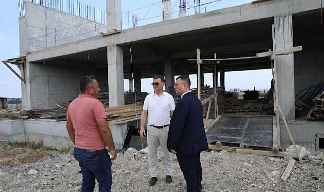 Başkan Çetin, Okul İnşaatlarında İncelemelerde Bulundu
