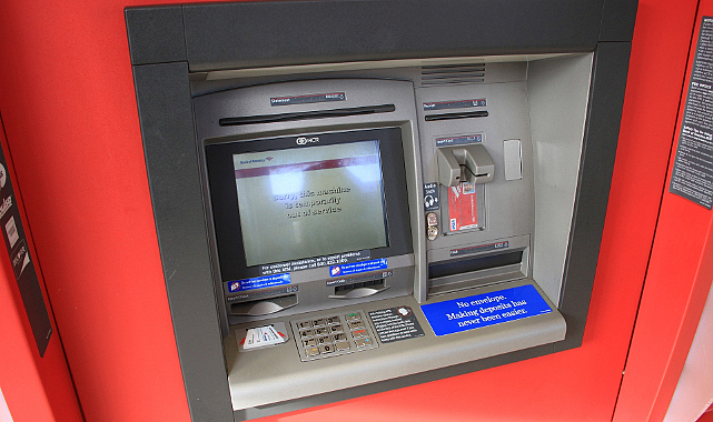 Dünyanın İlk ATM'si Nerede ve Ne Zaman Hizmete Girdi?