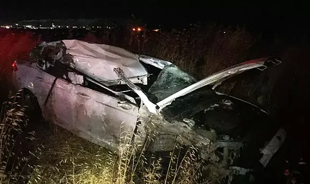 Kırklareli'de otomobil ile traktör çarpıştı: 1 ölü, 2 yaralı