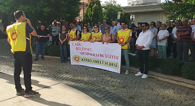 Kırklareli'nde Yeni Eğitim Müfredatı Protesto Edildi: "Laiklik ve Bilim Karşıtı"