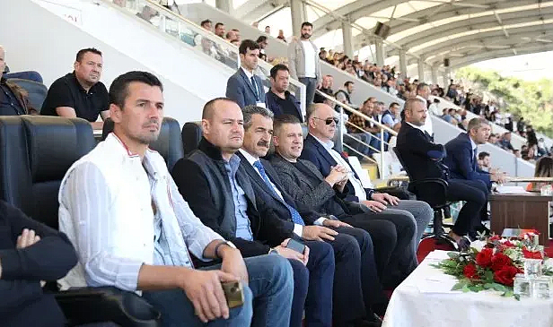 Kırklarelispor'un 56. Yıl Dönümünde Vali Ekici'den Tebrik Mesajı