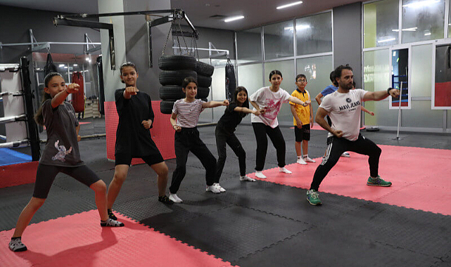 12 Branşta Düzenlenen Yaz Spor Kursları Başladı