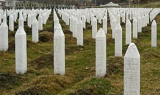 Avrupa'nın Göbeğinde Vicdan Tutulması: 29. Yıl Dönümünde Srebrenitsa Soykırımı