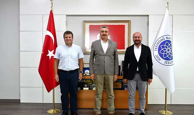 Hukuk Fakültesi’nde ve Malkara MYO’da Bayrak Değişimi