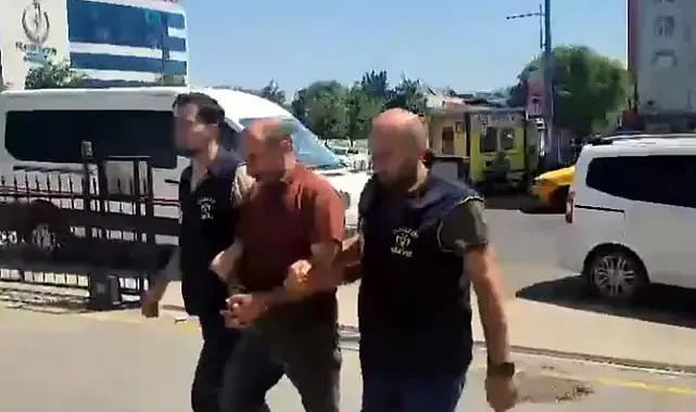 Mağaza müdürü müşterileri dolandırdığı gerekçesiyle tutuklandı