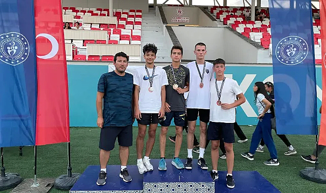 Naili Moran U16 Türkiye Atletizm Şampiyonası'nda Şampiyonluk