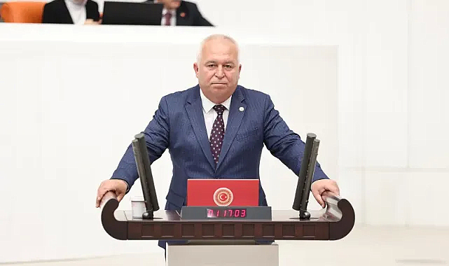 Özkan'dan TBMM'ye Soru Önergesi: "Ekonomik Kriz Vatandaşı Zorluyor"