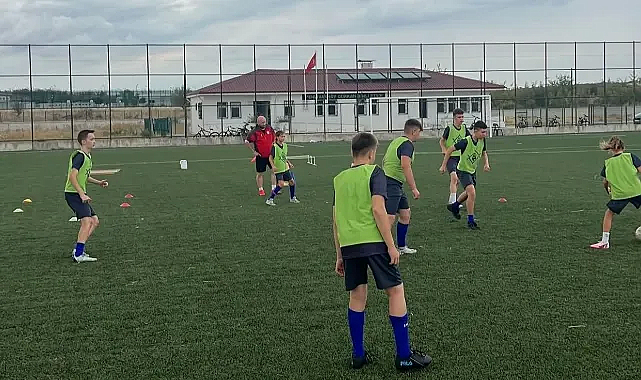 Pehlivanköy Belediyesi Yaz Futbol Okulu ile Çocuklara Sporun Keyfini Yaşatıyor