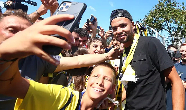 Youssef En-Nesyri, Fenerbahçe ile Transfer Görüşmeleri İçin İstanbul'da