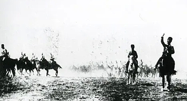 14 Ağustos 1922'de Başlayan Büyük Taarruz, Türk Milletinin Kaderini Nasıl Değiştirdi?