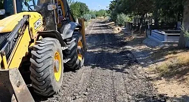 Kaynarca Belediyesi Mezarlık Bölgesinde Yol Bakım Çalışmaları Gerçekleştirdi