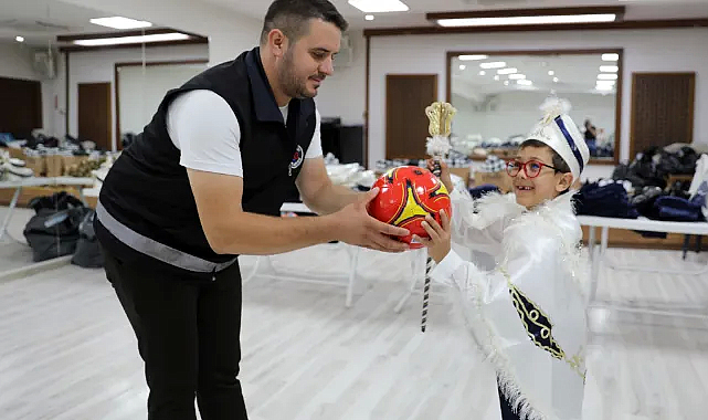 SÜNNET KIYAFETLERİNİN DAĞITIMI YAPILDI