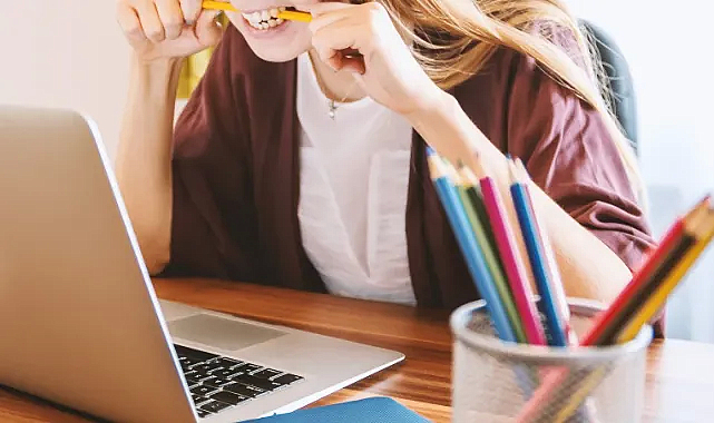 Gençlerin Ekonomik Kaygıları Artıyor! Youthall’un 2024 Araştırması Sonuçları Açıklandı