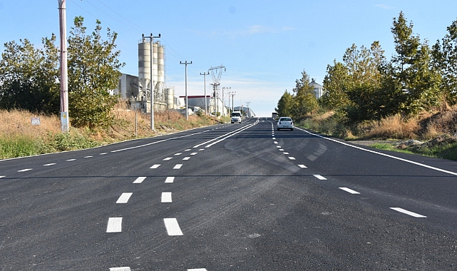 HAYRİ MUMCUOĞLU CADDESİ'NDE ASFALTLAMA ÇALIŞMALARI TAMAMLANDI