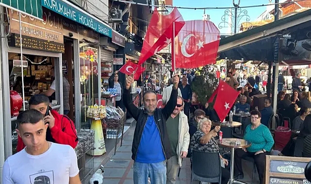Edirne, Cumhuriyet Coşkusuyla Kırmızı-Beyaza Büründü!
