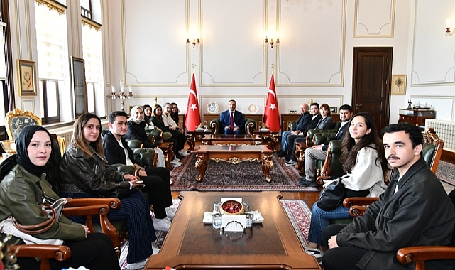 Kırklareli Üniversitesi Öğrencileri Vali Soytürk’ü Ziyaret Etti
