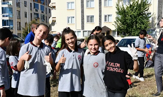 Lüleburgaz'da Ortaokul Öğrencileri "Temiz Çevre" İçin Sahada!