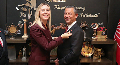 Başkan Taybıllı'dan, Genel Başkan Özel'e Pembe Kurdele!
