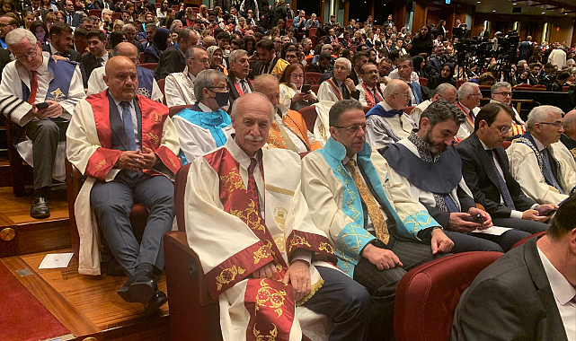 TRAKYA ÜNİVERSİTESİ HEYETİ, YÜKSEKÖĞRETİM KURULU (YÖK) 2024-2025 AKADEMİK AÇILIŞ TÖRENİNE KATILDI