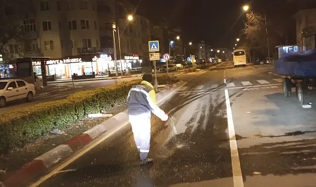 Lüleburgaz’da Buzlanmaya Karşı Yoğun Mücadele!