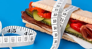 Aralık Ayında Kilo Kontrolü İçin Altın İpuçları! Kışın Kilo Kontrolünü Zorlaştıran 5 Faktör ve Onlarla Mücadele Yöntemleri Neler?