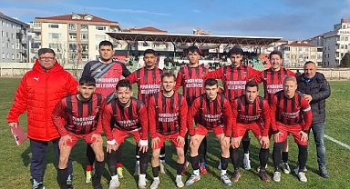 Eksik Kadrosuyla Büyük Mücadele: Pınarhisarspor'dan Örnek Galibiyet
