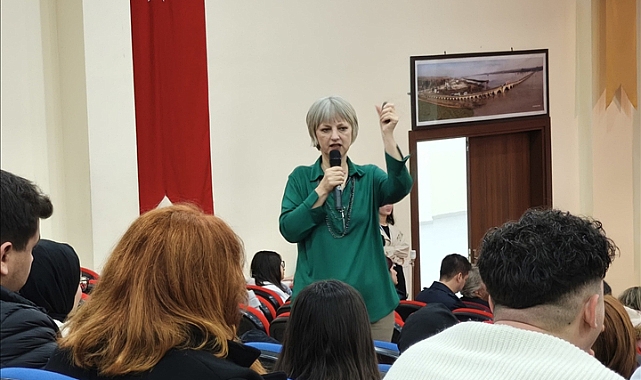 “UZUNKÖPRÜ'DE STRES VE STRESLE BAŞA ÇIKMA YÖNTEMLERİ” KONFERANSI