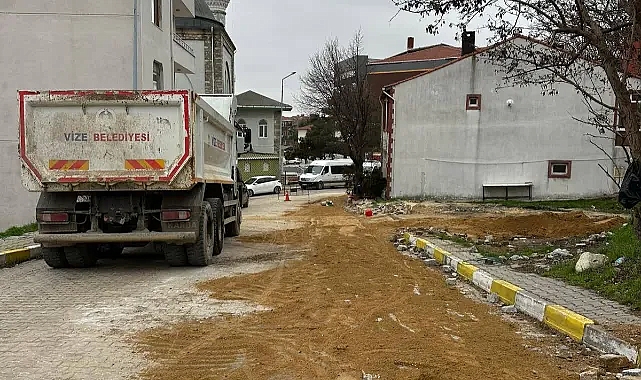 Vize’de Doğalgaz Çalışmaları Sonrası Yol ve Kaldırımlar Yenileniyor!