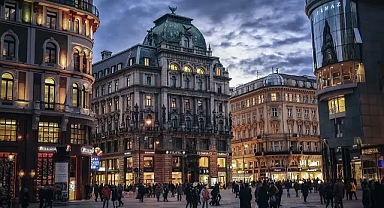 2025 Ocak Ayında Avrupa Turu Yapacak Olanlara Öneriler! Hangi Şehirlere Gitmeli ve Seyahat Planınızı Nasıl Gözden Geçirmelisiniz?