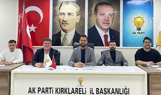AK Parti Kırklareli İl Gençlik Kolları'ndan Enerji Dolu Toplantı