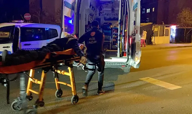 Kavgada 5 yerinden bıçaklanarak yaralandı; baba ile oğlu gözaltında