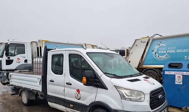 Kırklareli Belediyesi'nden Buzlanmaya Karşı Yoğun Mesai