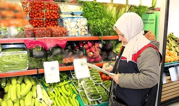 Kırklareli'de Zincir Marketlerde Tarım Ürünleri Fiyat Takibi Sürüyor