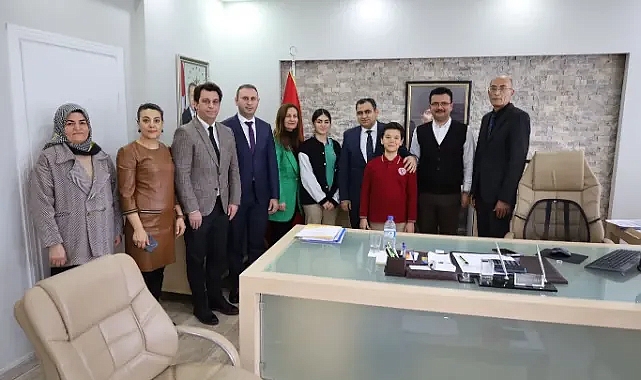 Kırklareli İstiklal Marşı'nı Güzel Okuma Yarışmasında İl Birinciliği Vize'den Çıktı
