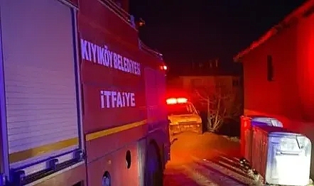 Kıyıköy'deki Ev Yangınına İtfaiye Ekipleri Zamanında Müdahale Etti