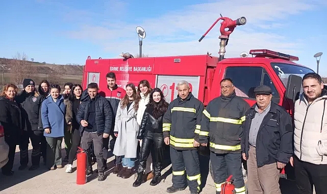 Lalapaşa Belediyesi İtfaiye Ekibi, Sağlık Çalışanlarını Yangın Güvenliği Konusunda Eğitti